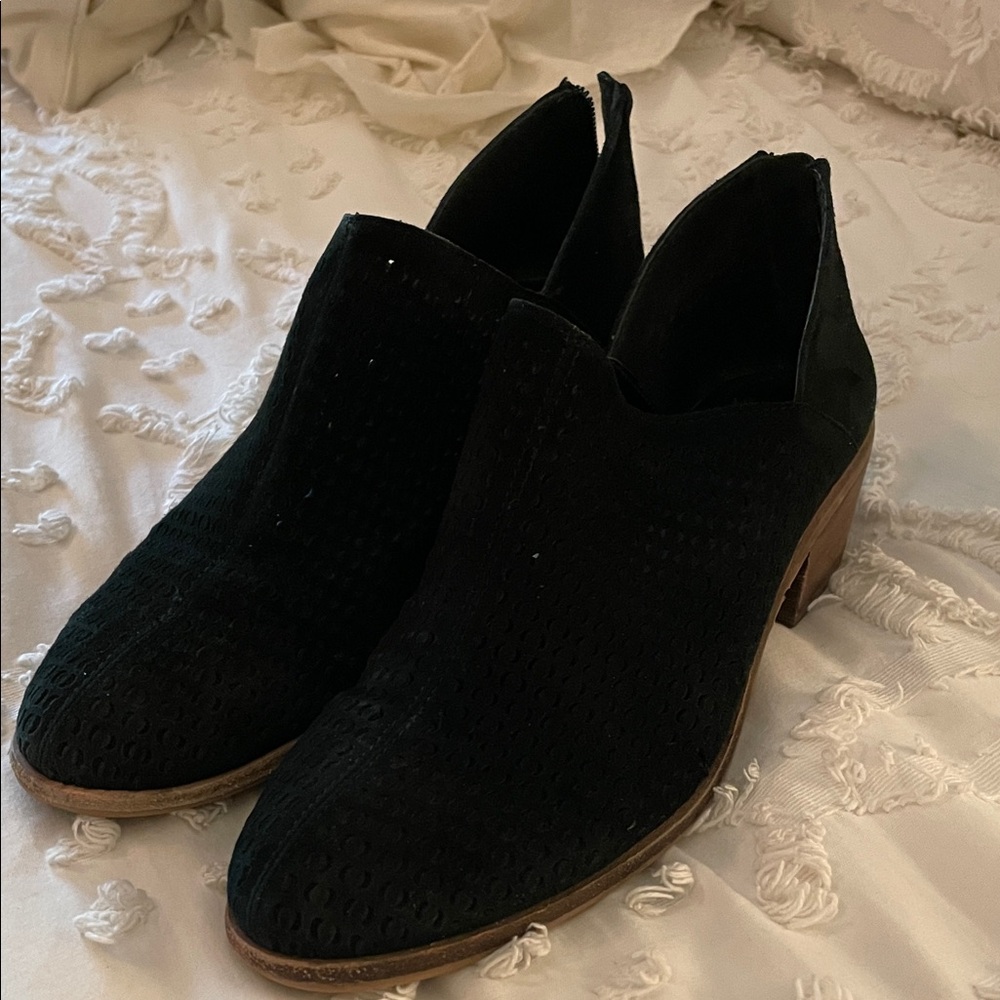 Vince Camuto Black Ankle Booties